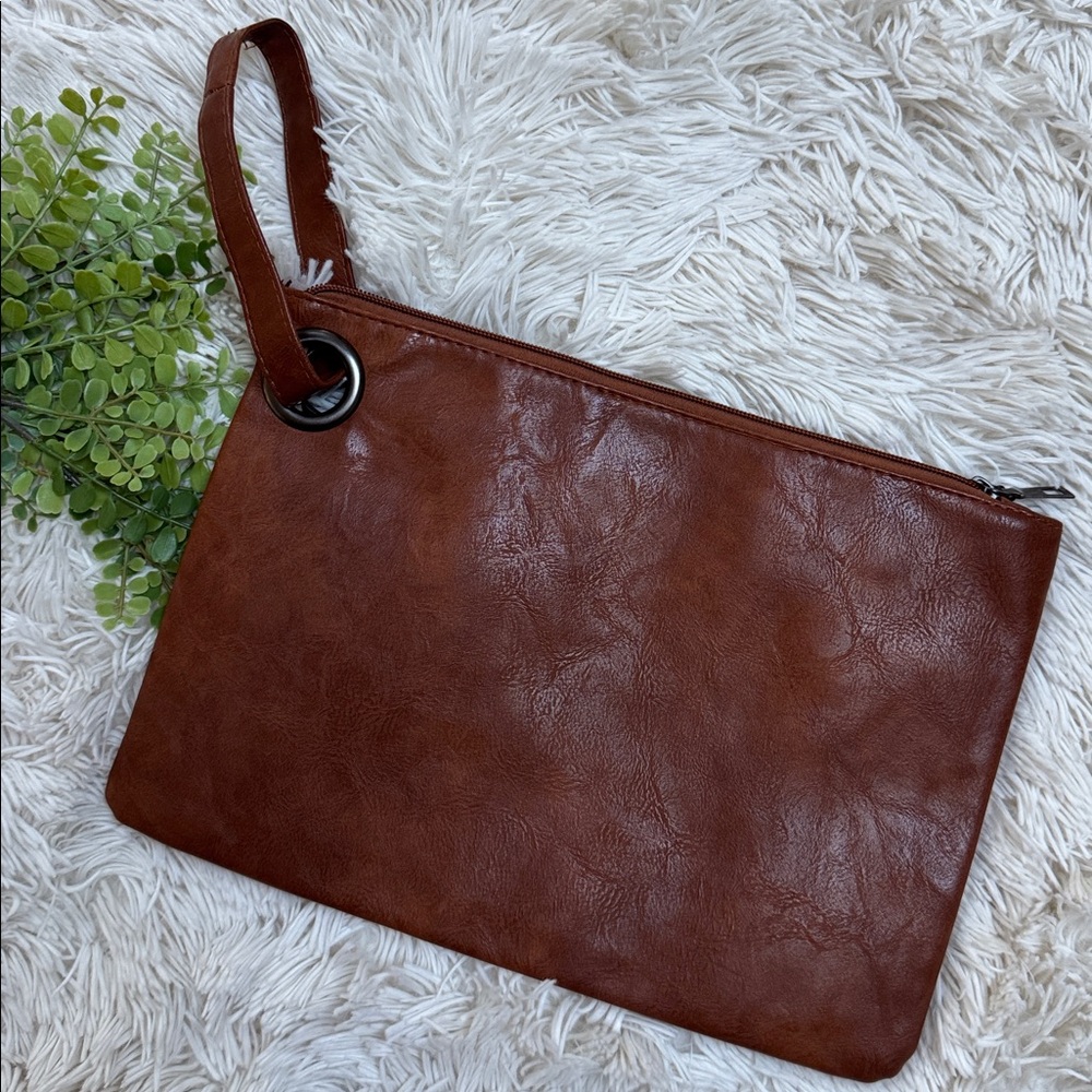 Boutique Faux Leather Wristlet Clutch 💗 Cognac Brown